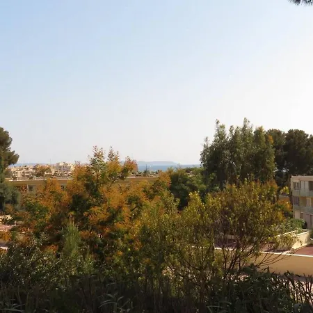 T2 Avec Terrasse A La Faviere, Proche Plages Et Commerces - Fr-1-610-20